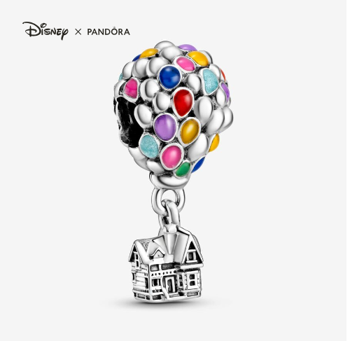 Charm Up, Casa Volante