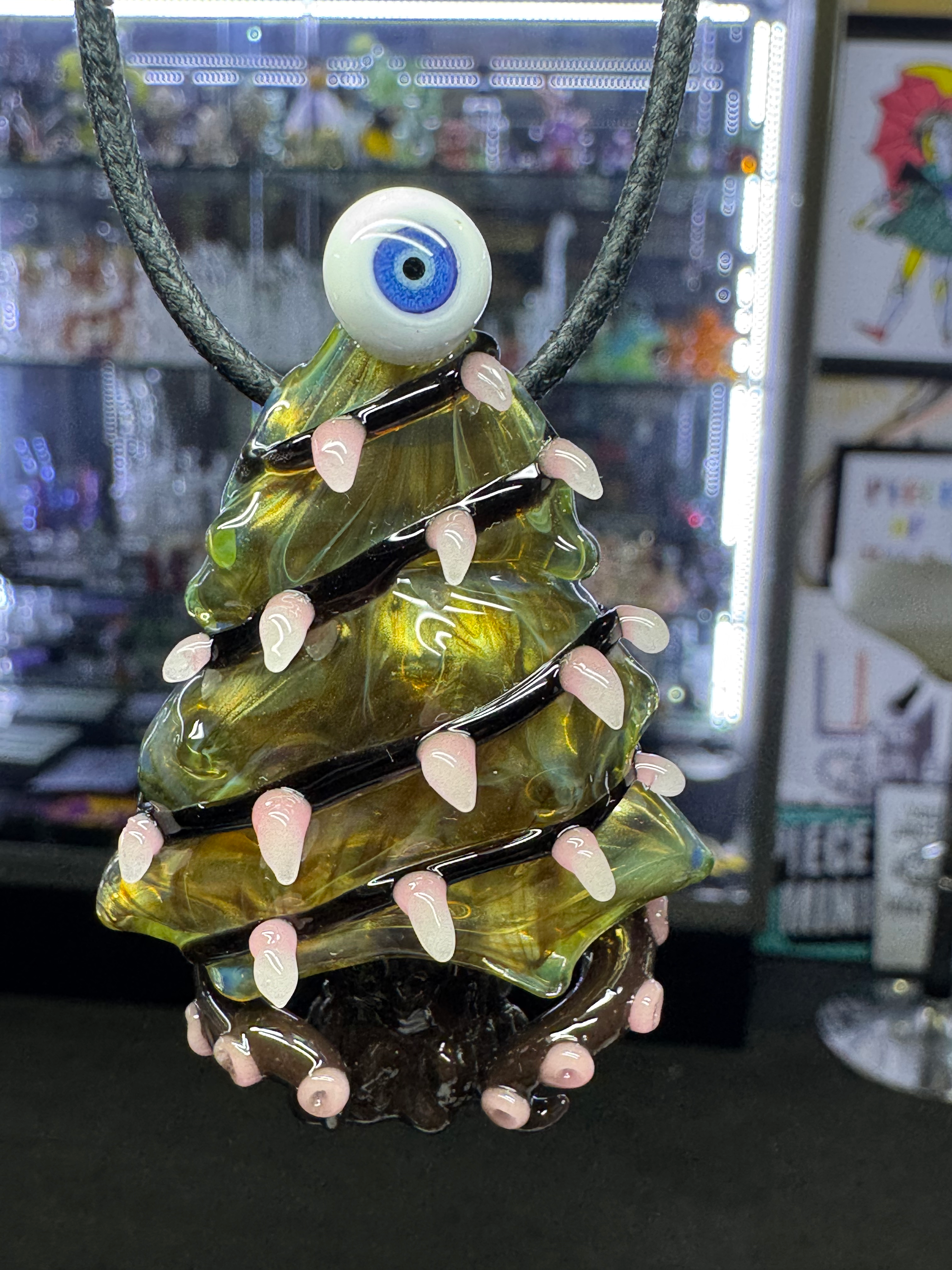 Salt Xmas Tree UV Pendy