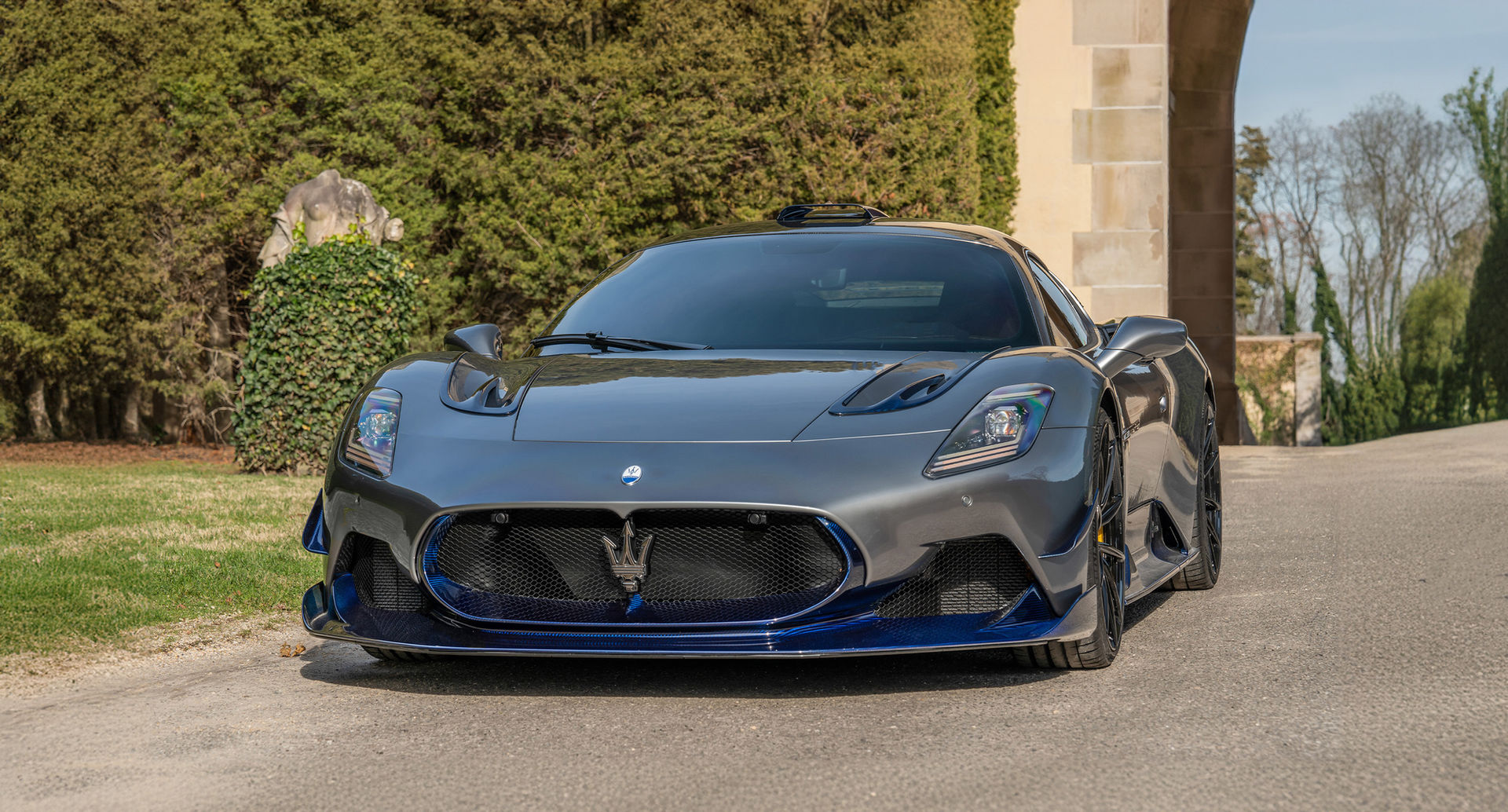 Maserati MC20 Aria carbon fiber body kit