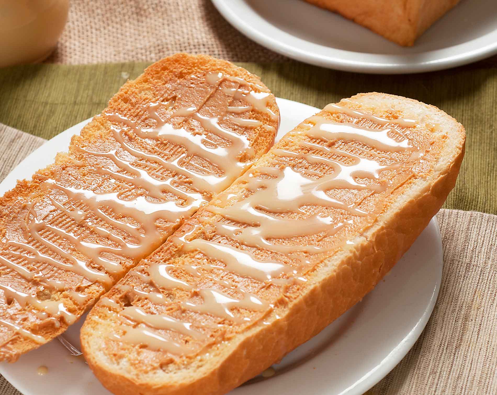 Toast w. condensed milk & butter