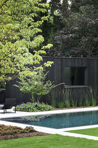 unicus-poolhouse-zwarthout (1).jpg