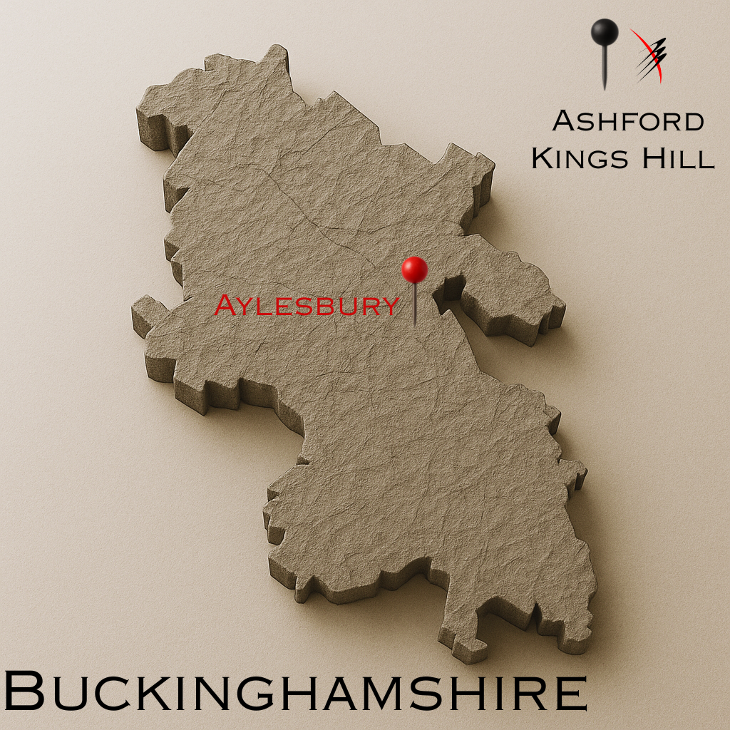 Streets of London_edited.jpg