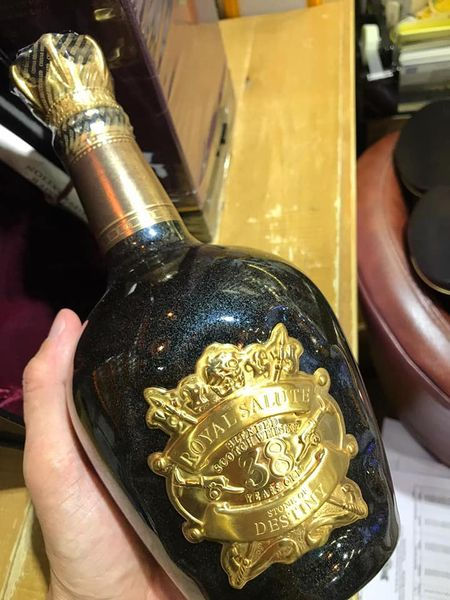 縮圖：Chivas Royal Salute™️ 38 yo