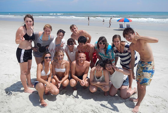 楽しい英会話上達法 ネイティブの学生と英語合宿があるアメリカ短期ホームステイ 楽しい英会話上達法 ネイティブの学生と英語合宿があるアメリカ短期ホームステイ