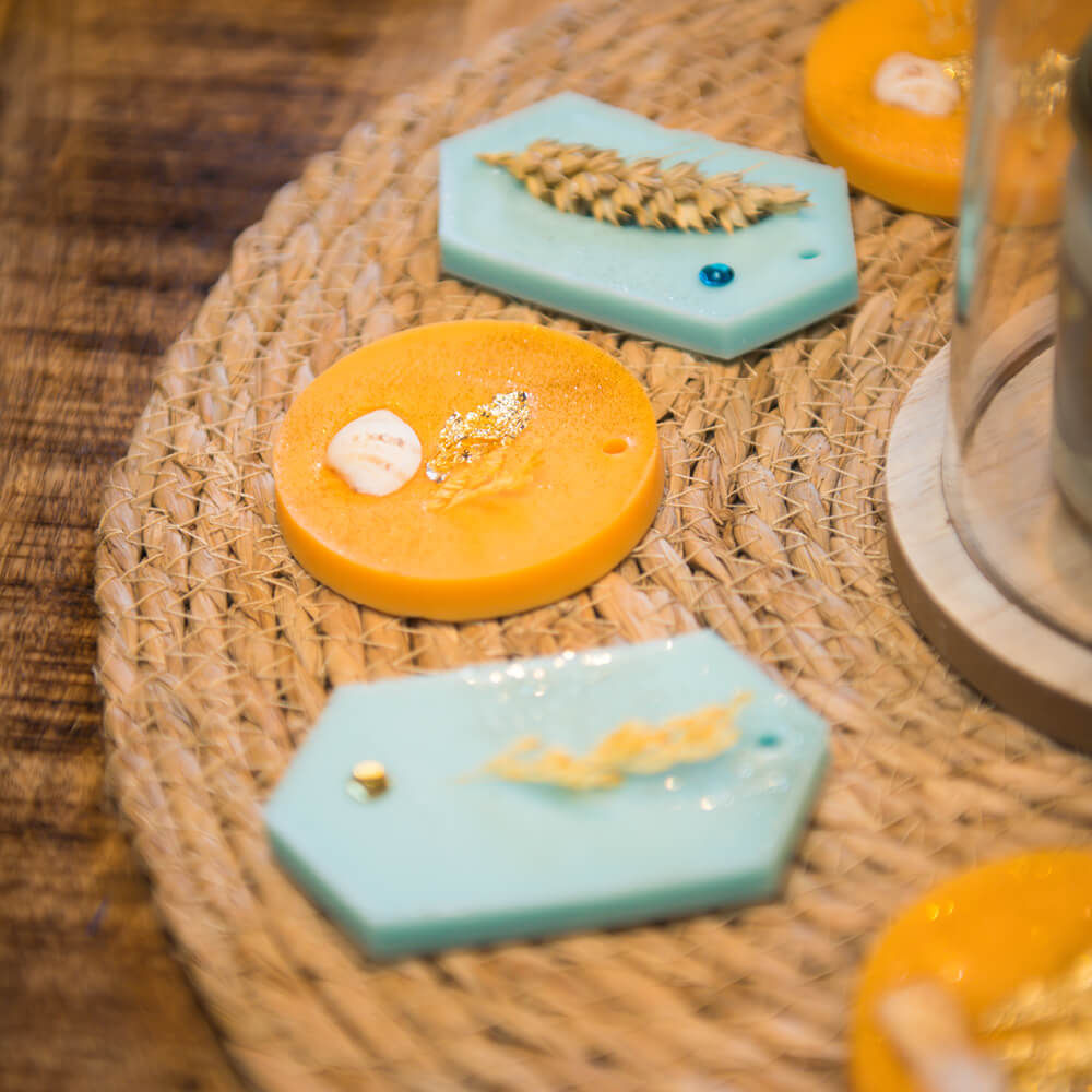 Lot de 5 Galets suspendus de même Senteur