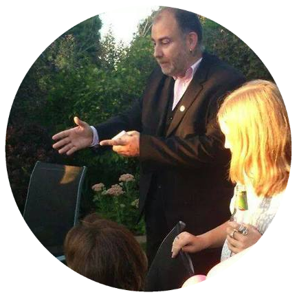 Close Up Magician
