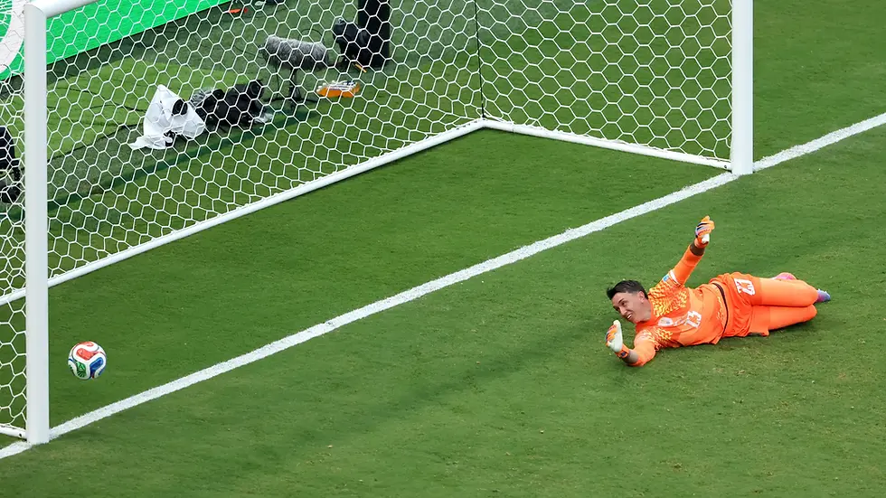 FRANGAÇO DE MUSLERA E RETRATO DE BIELSA: URUGUAI AMARGA ELIMINAÇÃO PRECOCE NA COPA 2026