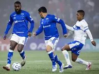 CRUZEIRO ARRANCA EMPATE HEROICO COM UM A MENOS E SE MANTÉM VIVO NA LIBERTADORES