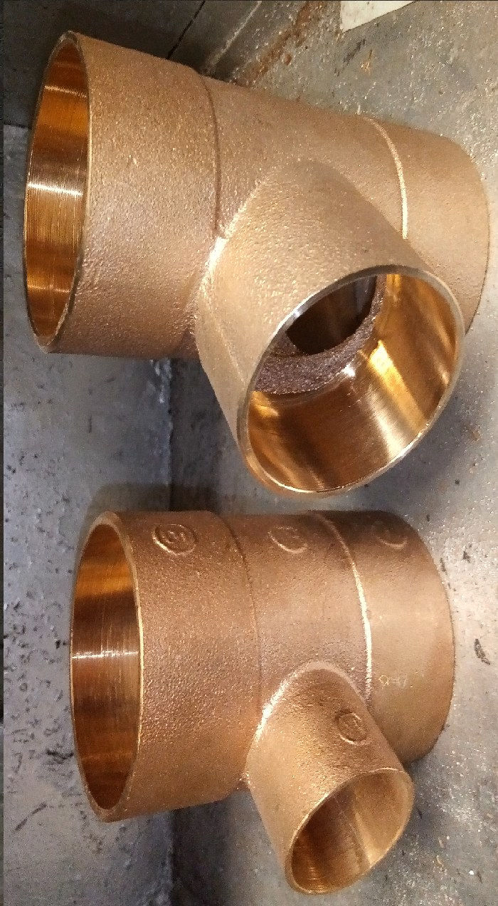 Tee So So So 4" x 1 1/4" Bronce | Fittings y Llaverías