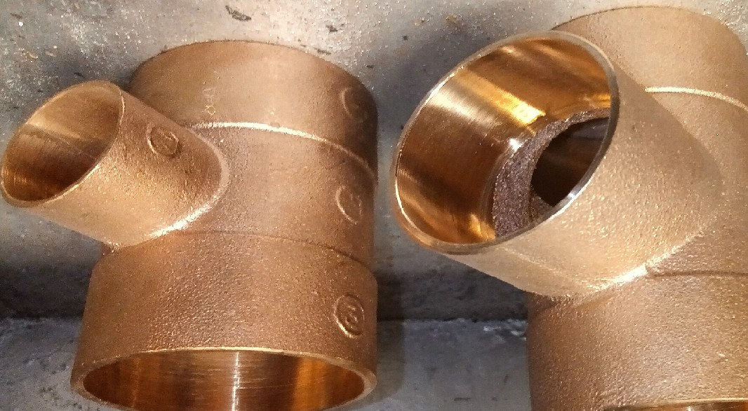 Tee So So Hi 3/4" x 1/2" Bronce | Fittings y Llaverías