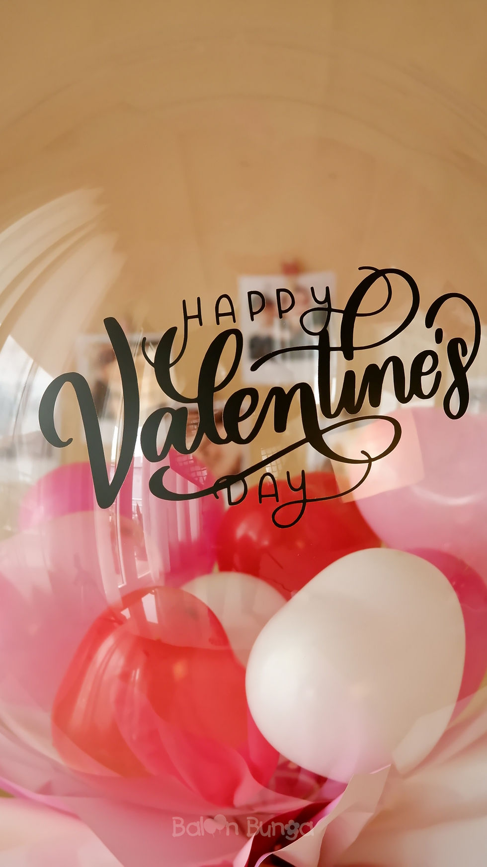 Thumbnail: Layangan Putus Valentine Bouquet