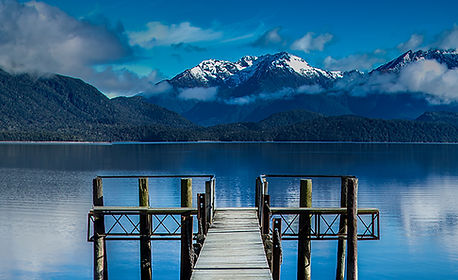 Te-Anau-Wharf_695f1552-d4e3-285f-f12f3003aa43ce18.jpg