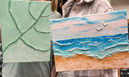 Zwei Acrylbilder: Abstrakte Struktur und Meereslandschaft