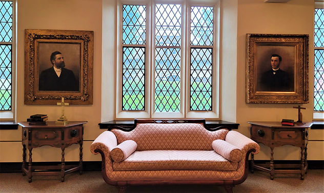 Parlor B (2).jpg