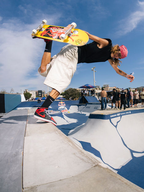 photo skate Red Bull bowl rippers Marseille marker production photographe