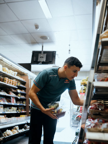 isack hadjar formule 1 max verstappen team monaco grand prix gp redbull france pilote 