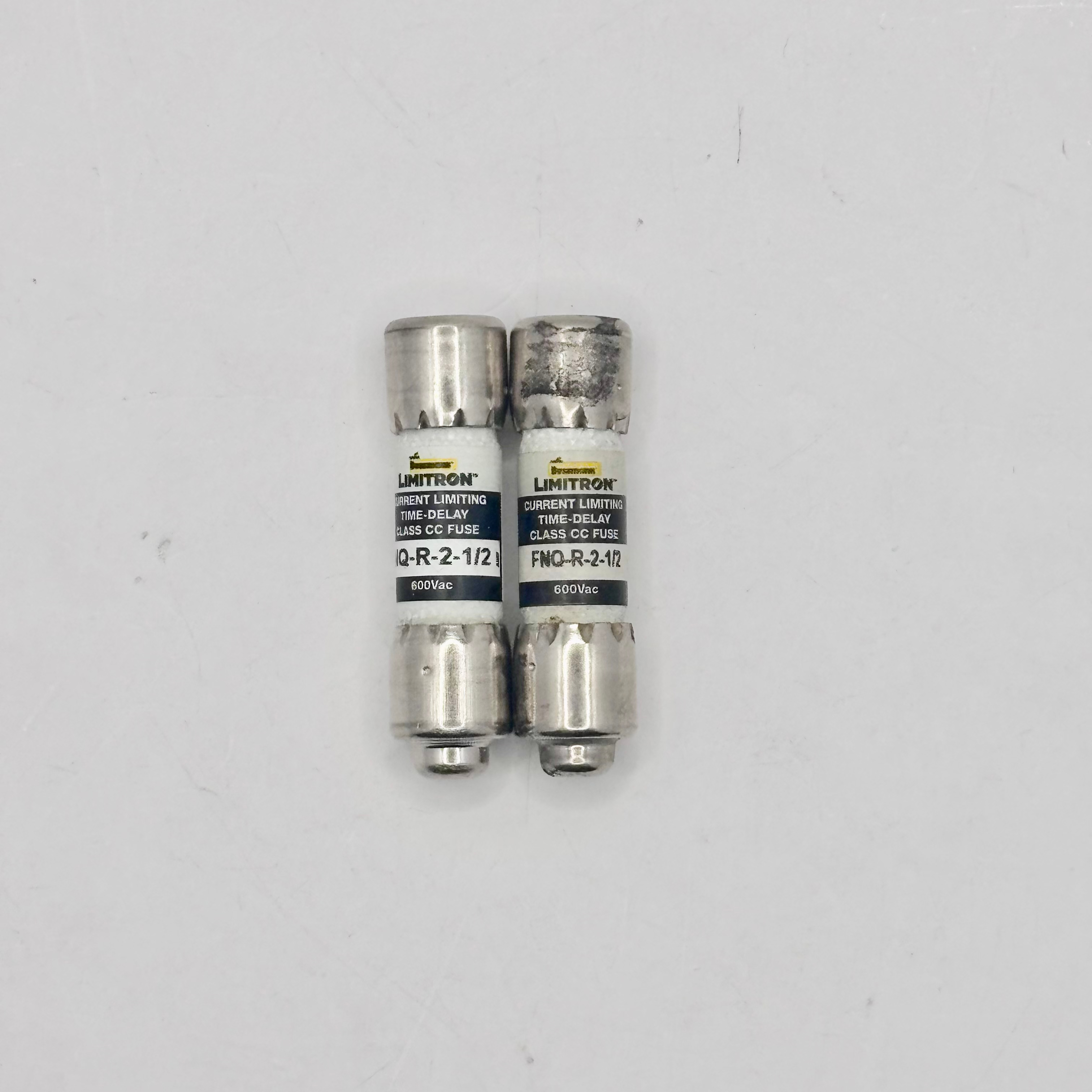 Fusible Acción retardada FNQ-R-2-½ 2.5A 600V CA