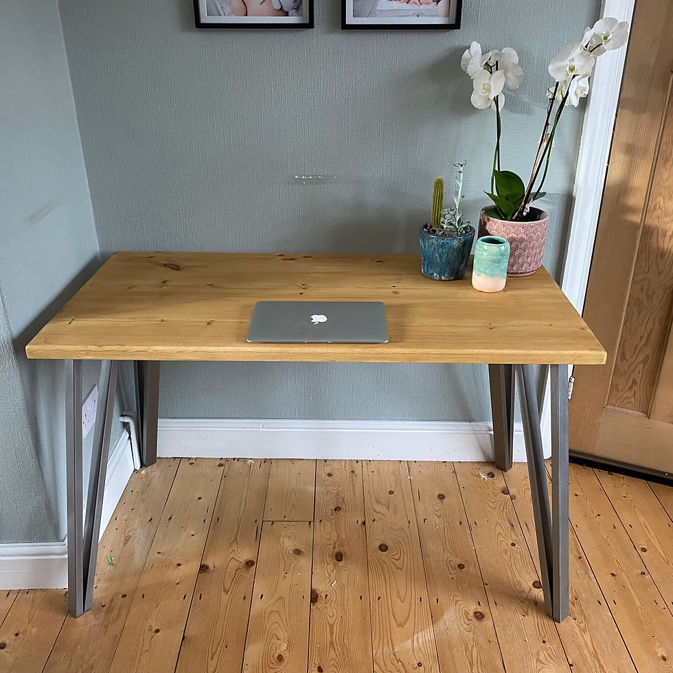 Thumbnail: Compstall Hairpin Table