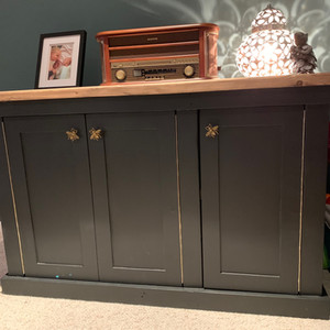 WORKER BEE CABINET