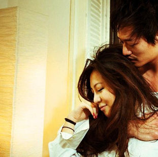 Welcome to Messlook, NYC's Premier Asian Hair Salon
Discover modern luxury in our exclusive private space.
Our award-winning stylists specialize in creating personalized,
effortless & stylish looks using only the finest premium products.
Trusted by icons like JJ Lin and GEM,
and featured in Vogue and GQ.
Messlook is the official hair sponsor for the Miss Asia Pageant.
WWW.MESSLOOK.COM
纽约美发店 纽约理发店 紐約染髮 紐約留學生
BALAYAGE | OMBRE | PASTEL | HIGHLIGHTS | PERM | HAIR COLOR | HAIRCUT | NYC HAIR SALON