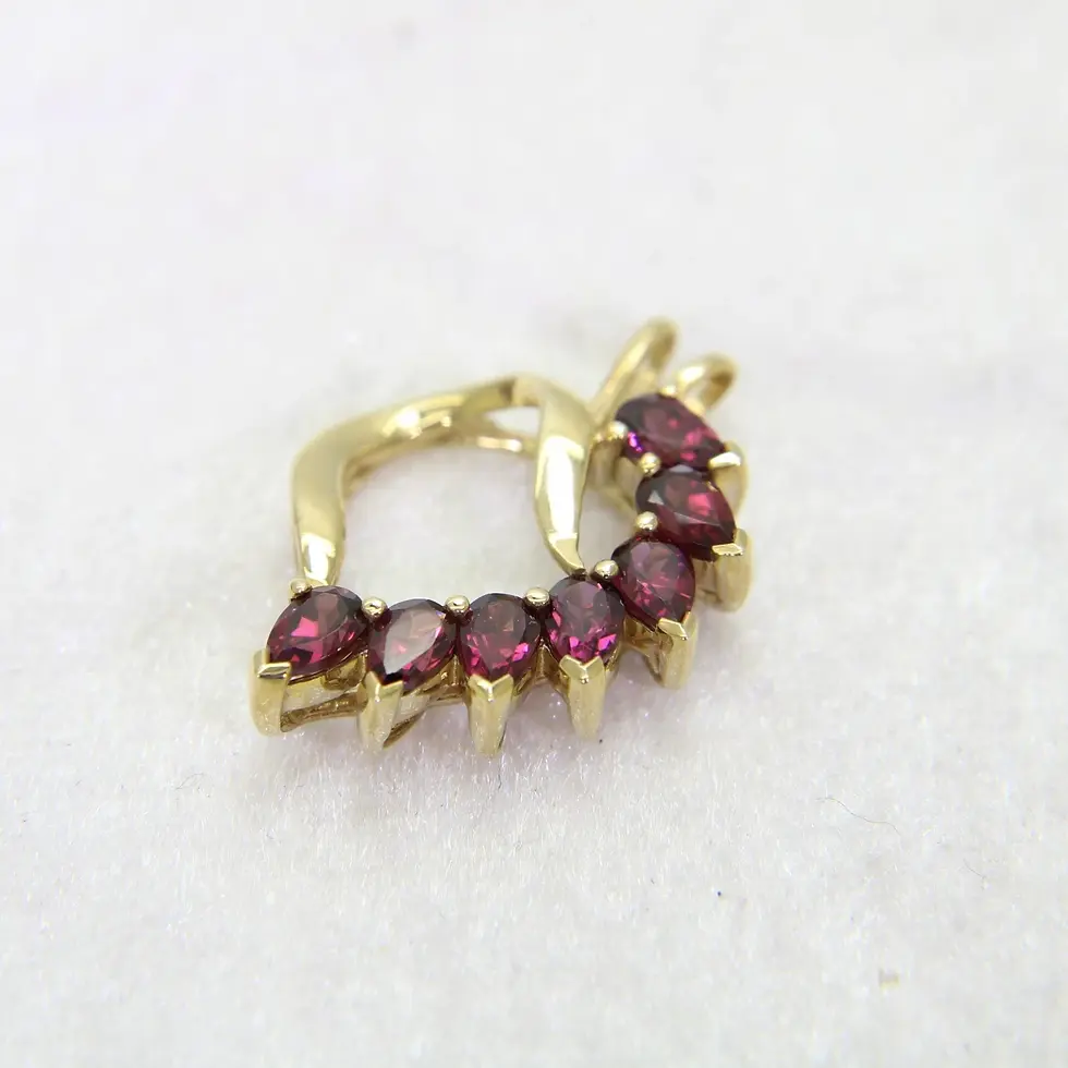Thumbnail: 9ct Gold Rhodolite Garnet Heart Pendant