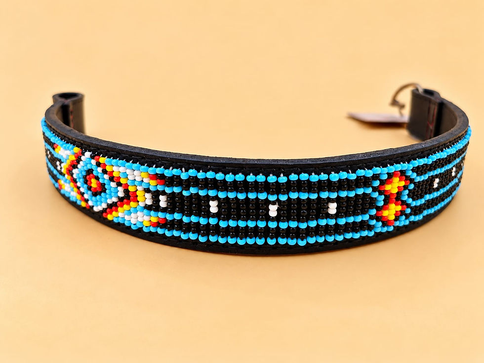 Miniature : Frontaux pour chevaux en cuir et perles Maasai