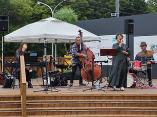 2025年11月2日（日）十勝大収穫市 うまいもんまつり（藤丸パーク・帯広）で演奏します！13:00〜出演予定！※雨天のため出演は中止となりました。