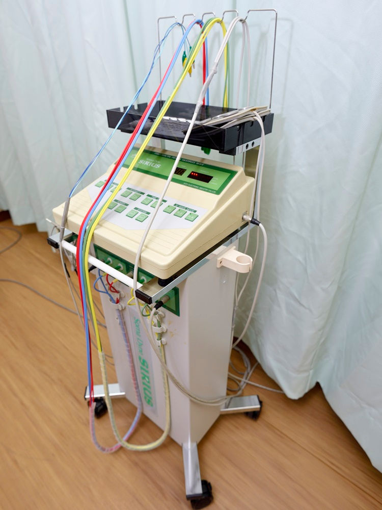 微弱電流治療器