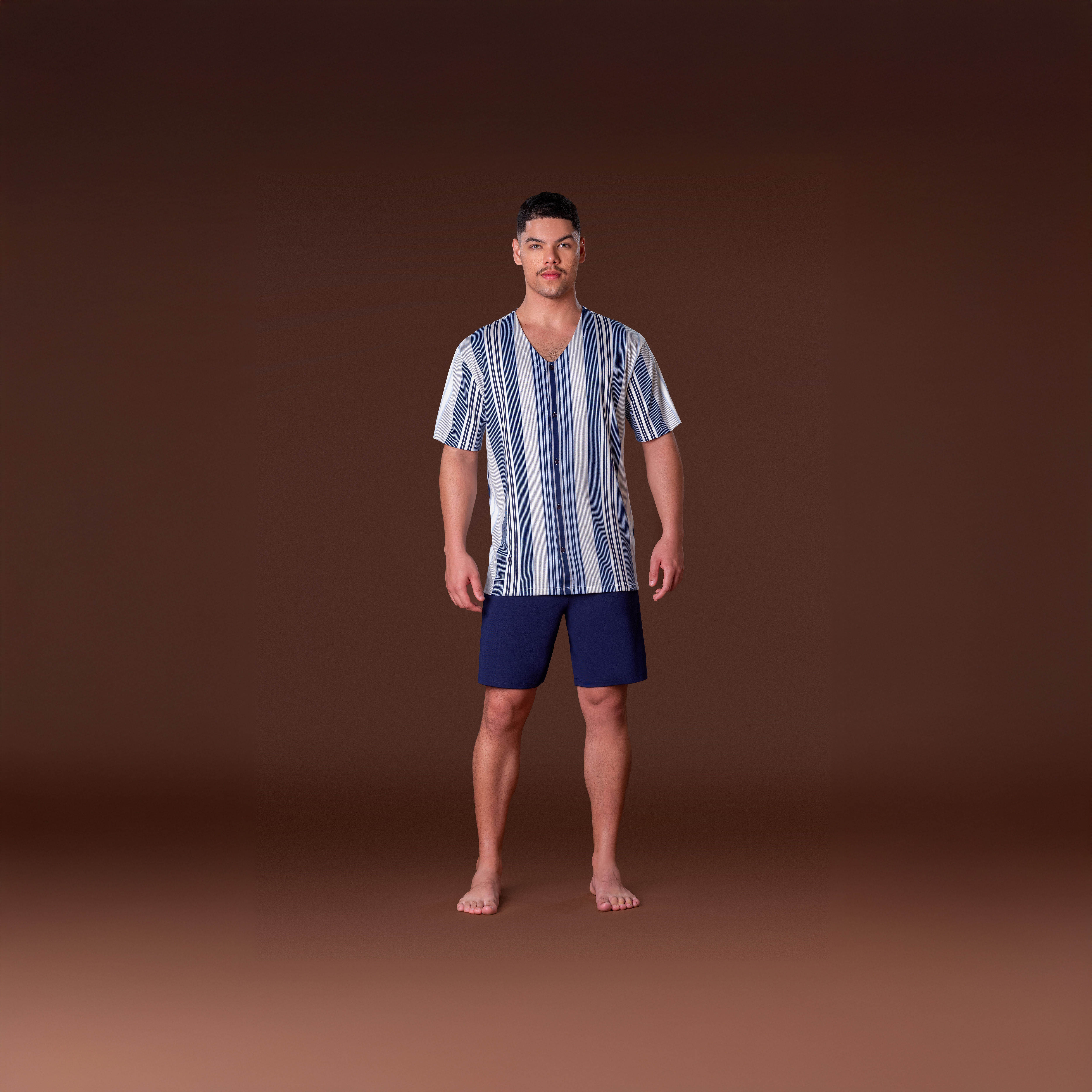 Pijama Abotoado com Bermuda Lisa