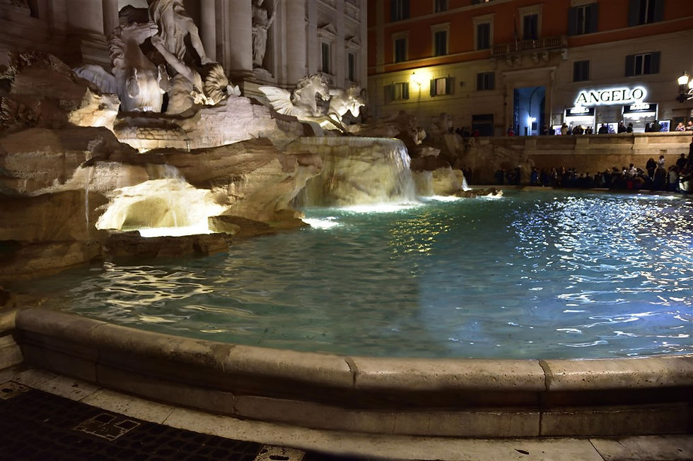 La_fontaine_de_Trévi_05