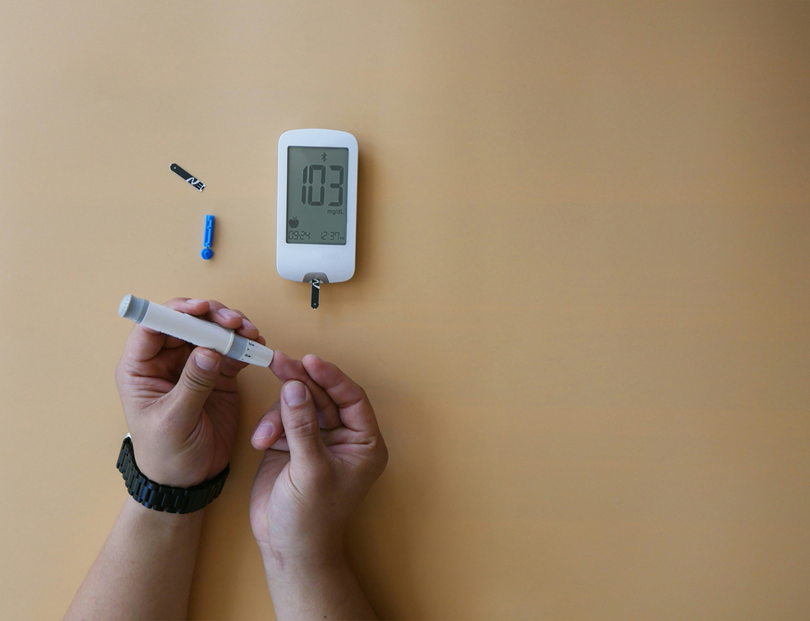 Graphic showing the benefits of early diabetes detection