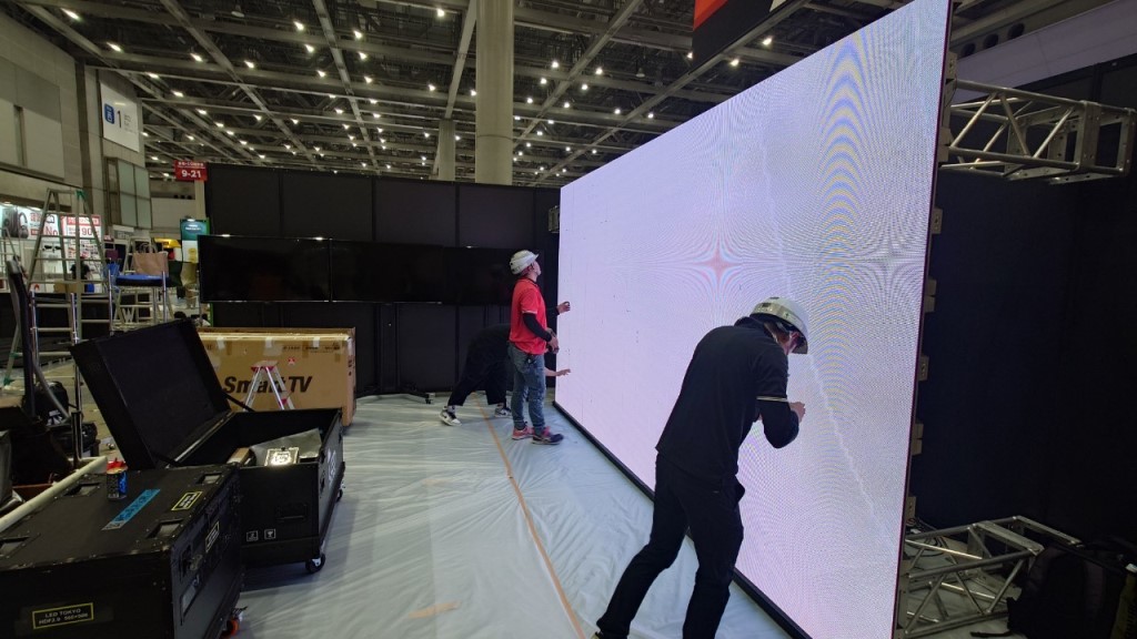 LEDビジョンの設置はこんな感じ