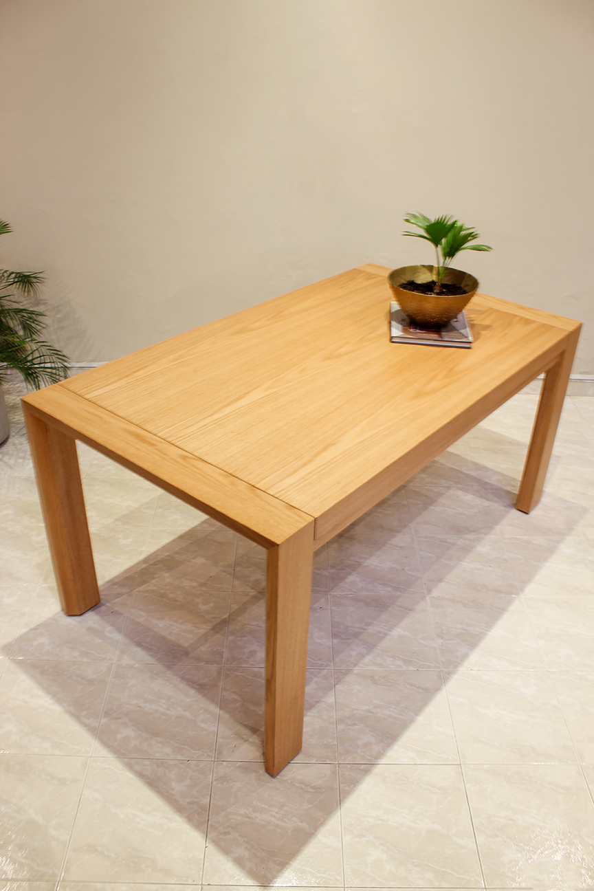 Miniatura: Mesa de Comedor Viena