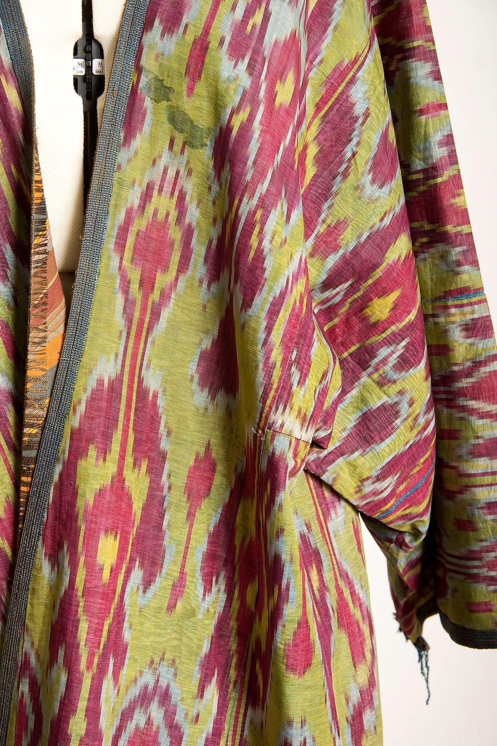 Thumbnail: Fine polished silk cotton handmade IKAT robe  UZBEK Central Asia late 19th early