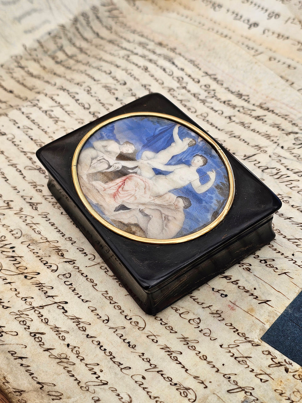 Thumbnail: 18th century 1760s fine snuff box solid gold mount