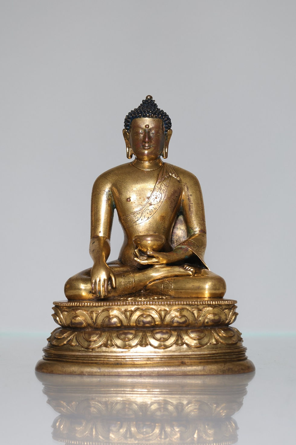 Bronze doré Mongolie 18eme siècle, expertisé par Gauchet Art Asiatique  Estimation 20.000/30.000€ 