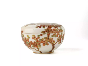 Comment reconnaître la porcelaine japonaise authentique : guide pour collectionneurs et amateurs d’art asiatique