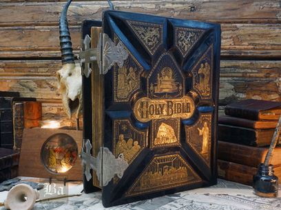 1872 Pictorial Family Holy Bible with 2500 Illustrations (Superfine Edition) | SOLD