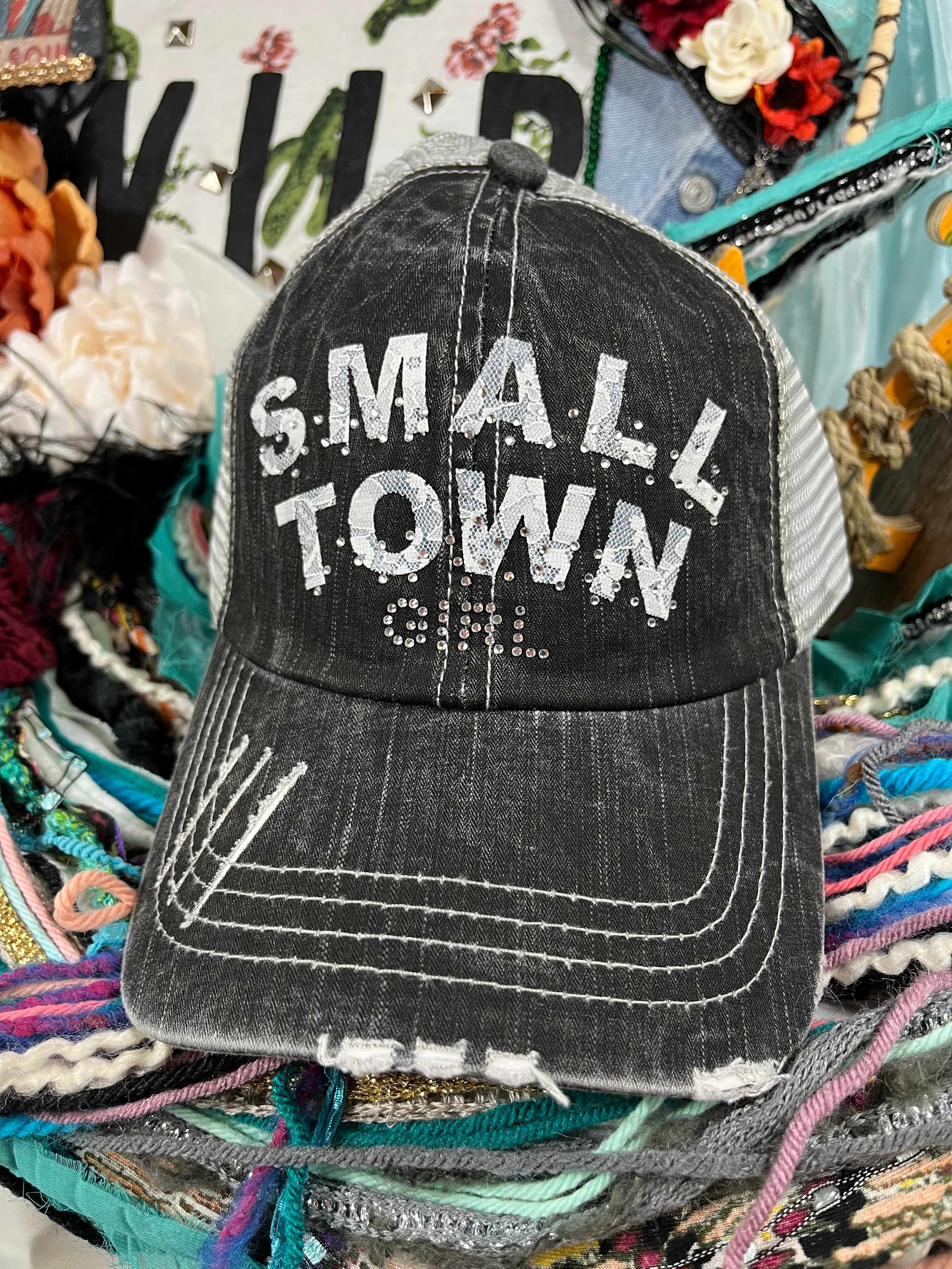Small Town Girl Cap - Black