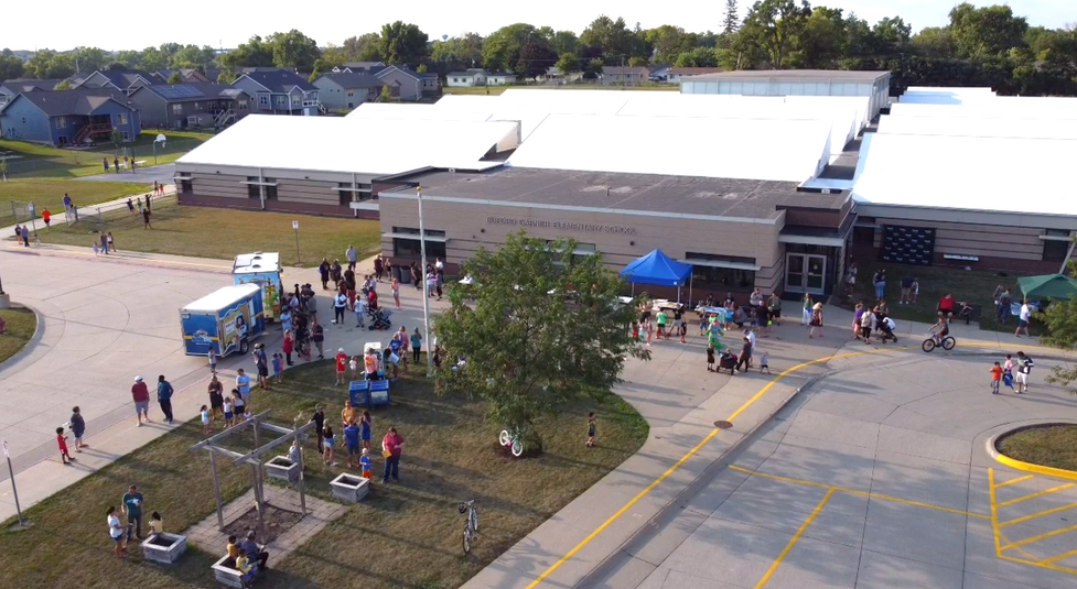 dji_fly_0_0_0_1661041744988_video_cache_Moment111aa