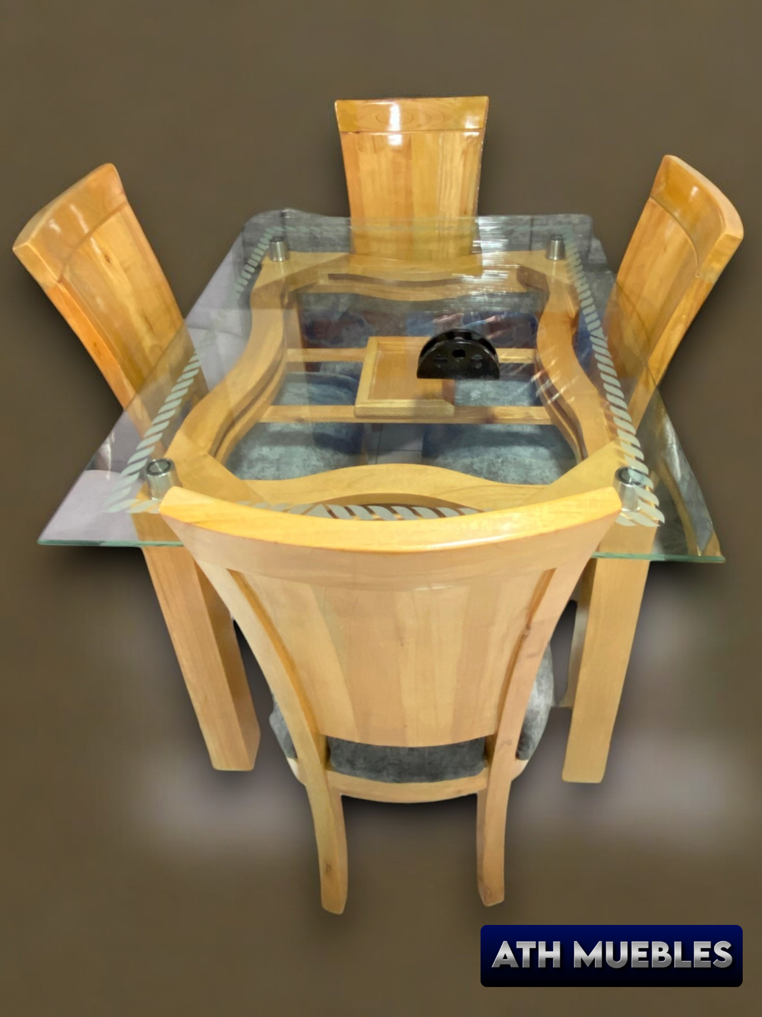 Comedor de madera gris