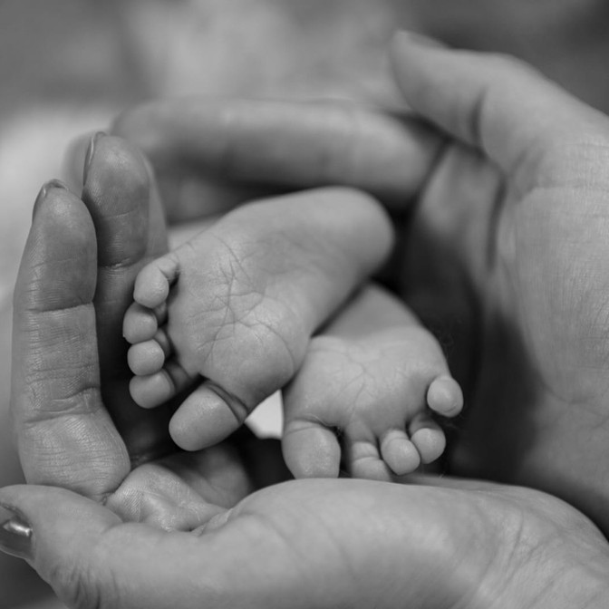 Neugeborene & Babys