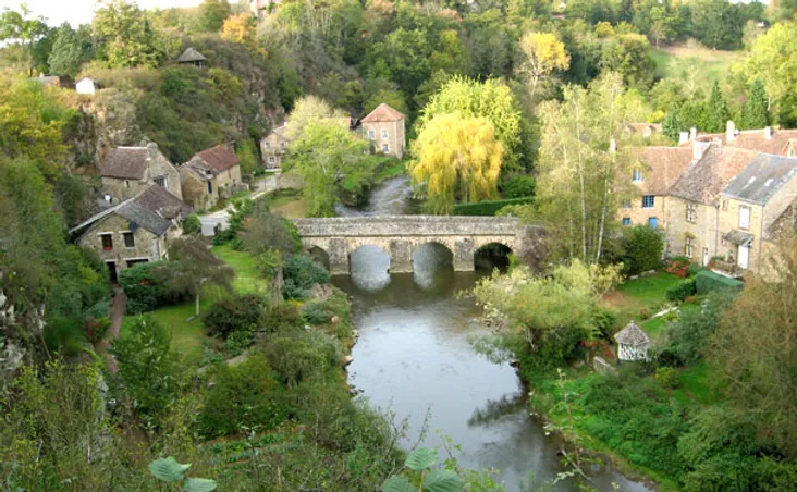 St Céneri le Gerei