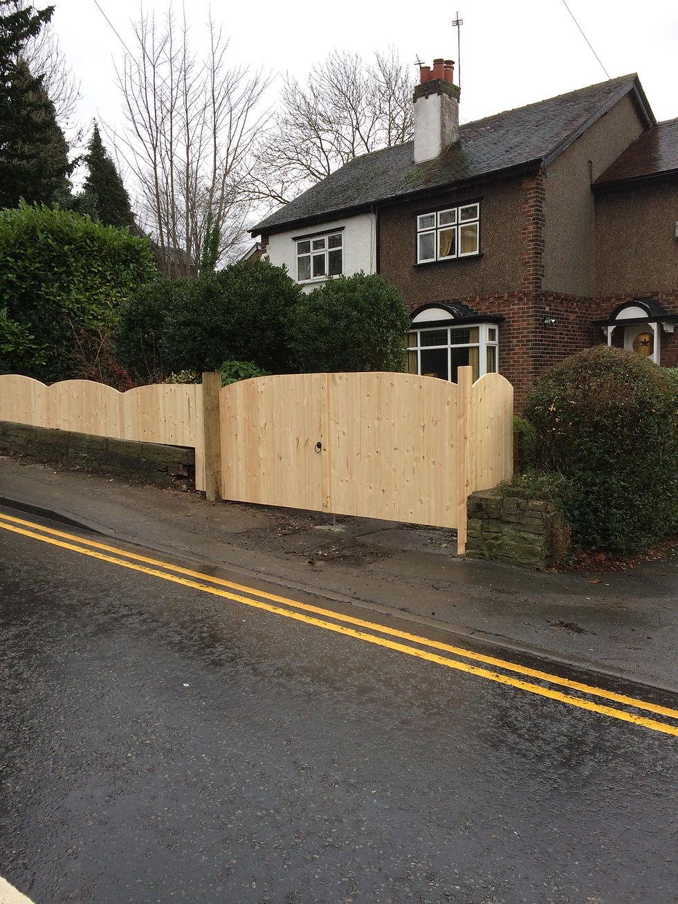 Thumbnail: 5FT HIGHEST POINT DRIVEWAY GATES