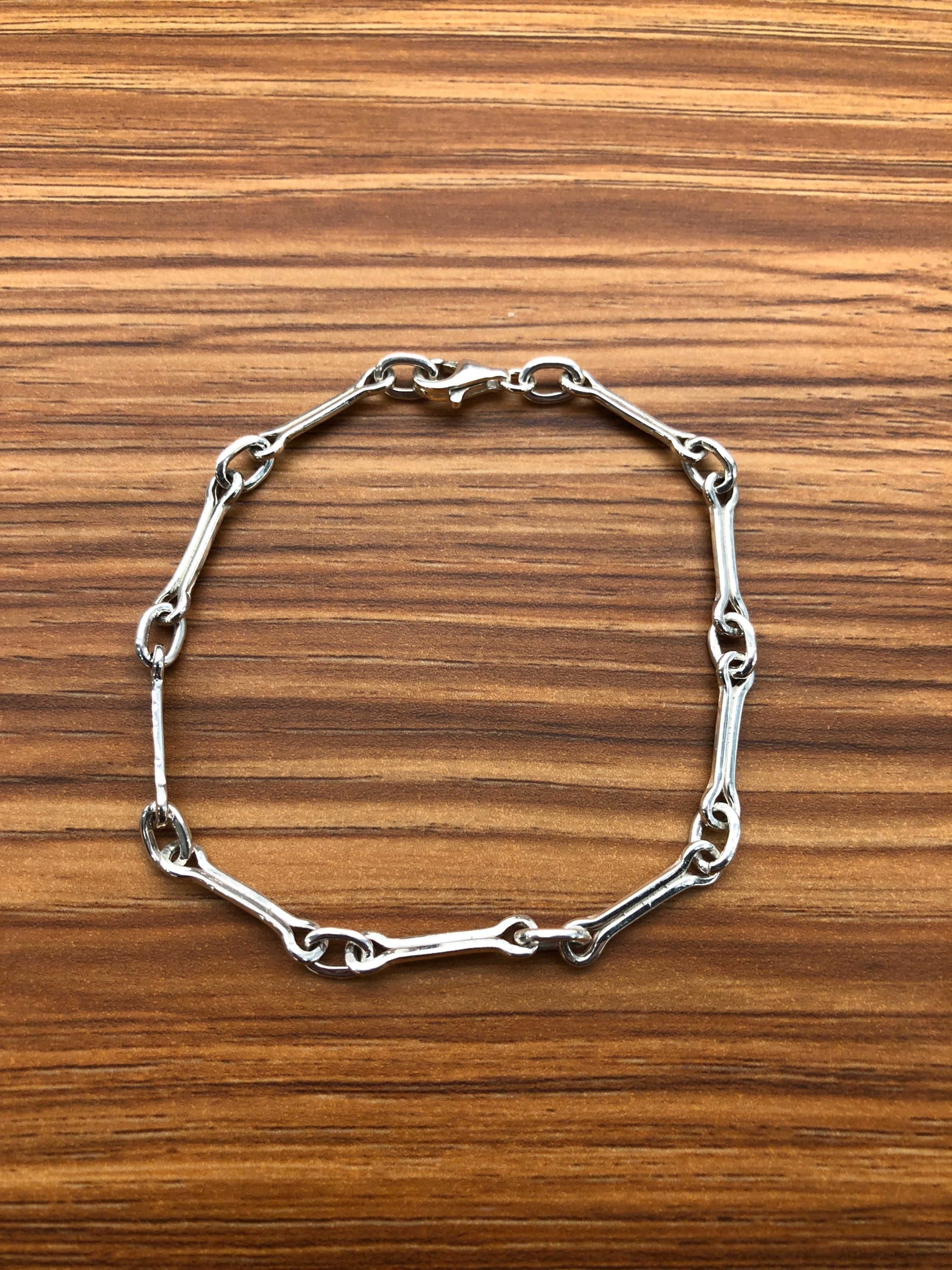 Pulsera gruesaCadenas de Navarra