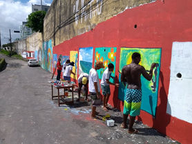 Pintura Mural no Solar do Unhão movimenta jovens e artistas.