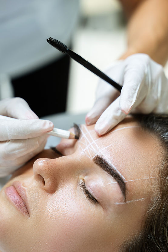 woman-during-professional-eyebrow-mapping-procedur-2026-01-09-12-27-58-utc (1).jpg
