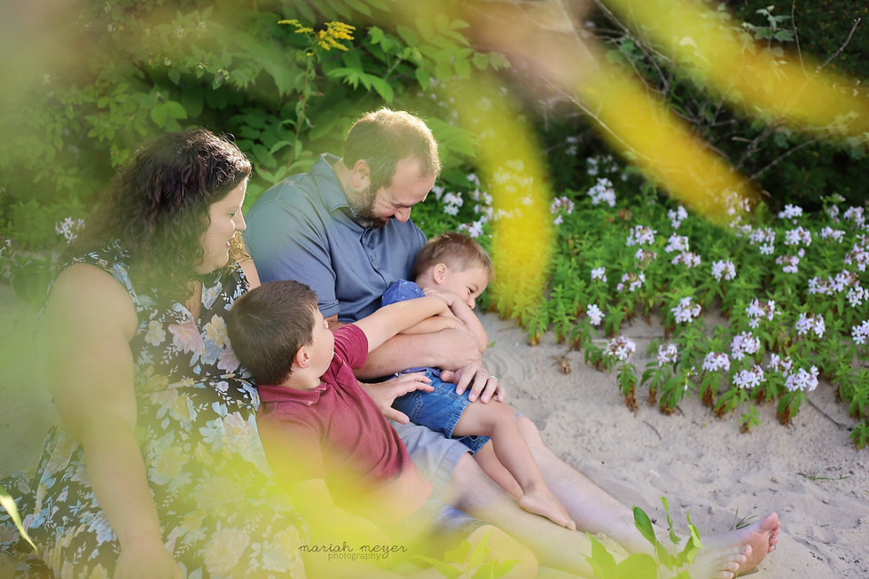Manitowoc Family Photographer, Manitowoc Children's Photographer, Manitowoc Senior Photographer