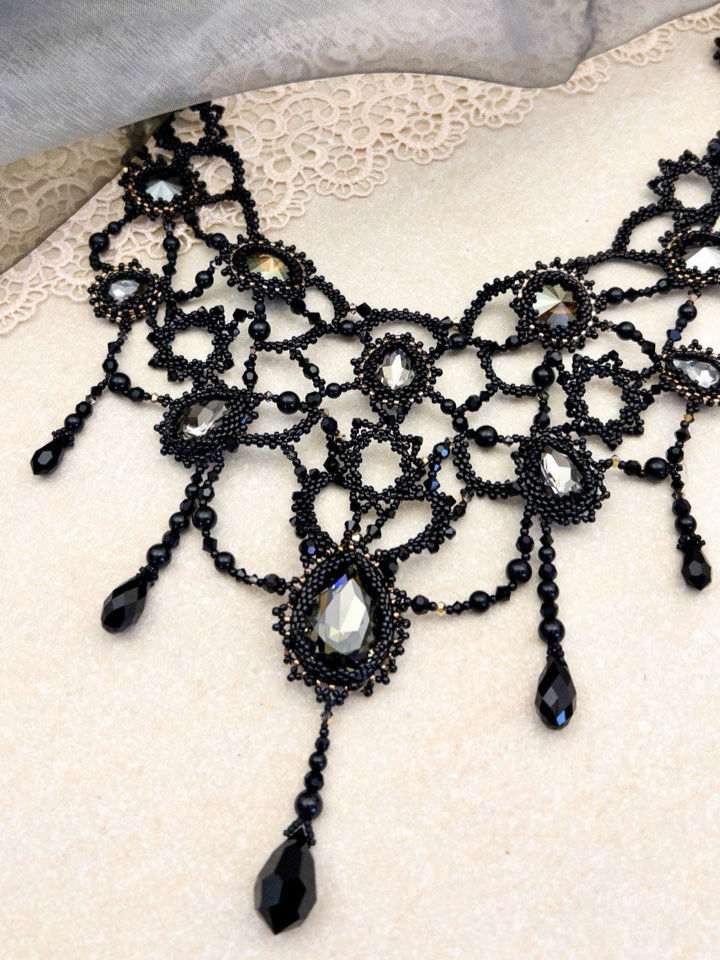 Ажурное колье в технике плетения-3_edited