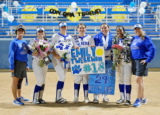 Seniors walk-off win over Sanger